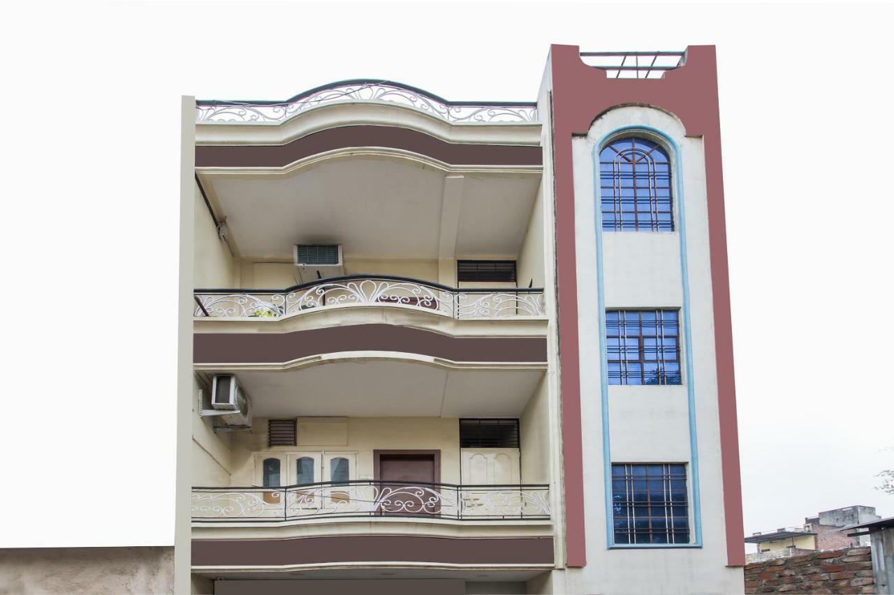 Oyo 17161 Hotel Mahalaxmi Ujjain Ngoại thất bức ảnh
