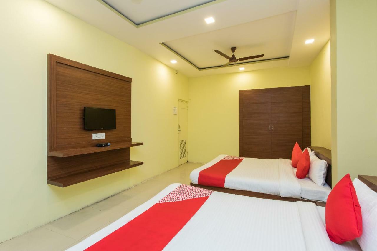 Oyo 17161 Hotel Mahalaxmi Ujjain Ngoại thất bức ảnh