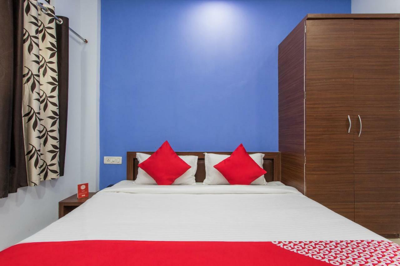 Oyo 17161 Hotel Mahalaxmi Ujjain Ngoại thất bức ảnh